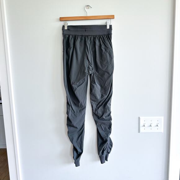Lululemon Beyond the Studio Jogger - Graphite Grey 4 - Picture 3 of 10